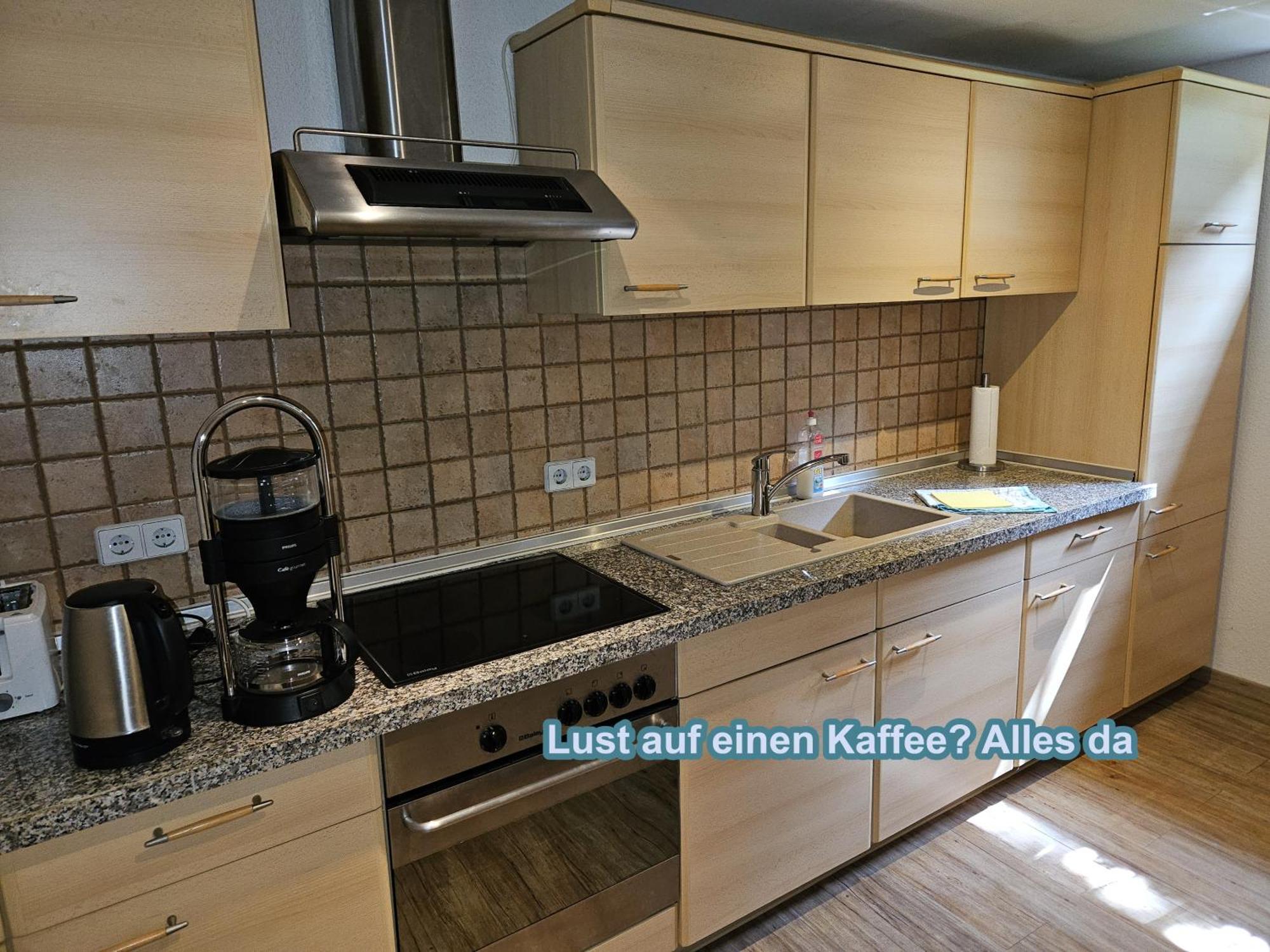 4 Sterne Souterrain Apartment Alt-Mariendorf Berlín Exterior foto